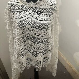 NWT FashionNova White Long Sleeve Lace Top